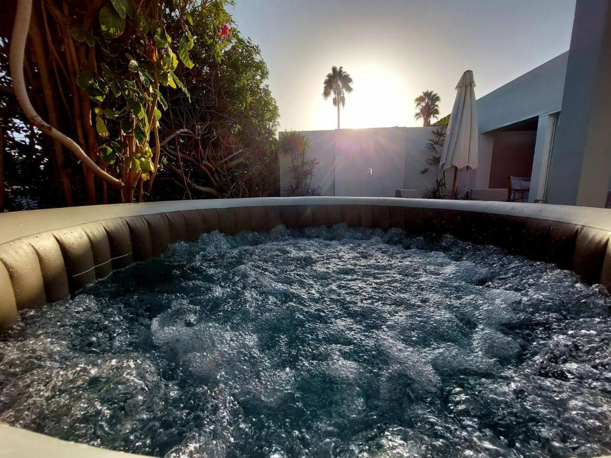 Bungalow De Diseno Hidromasajes Terraza Y Piscina. San Bartolomé Ngoại thất bức ảnh