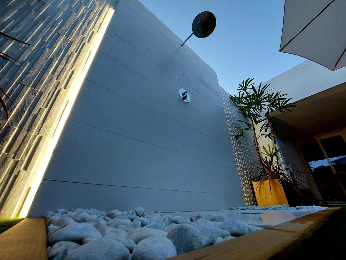Bungalow De Diseno Hidromasajes Terraza Y Piscina. San Bartolomé Ngoại thất bức ảnh