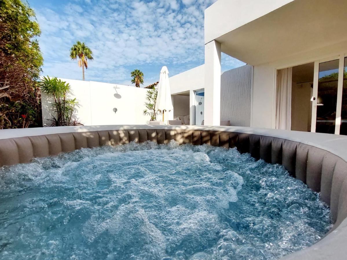 Bungalow De Diseno Hidromasajes Terraza Y Piscina. San Bartolomé Ngoại thất bức ảnh